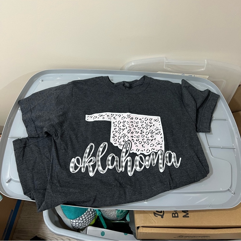 Women’s shirt